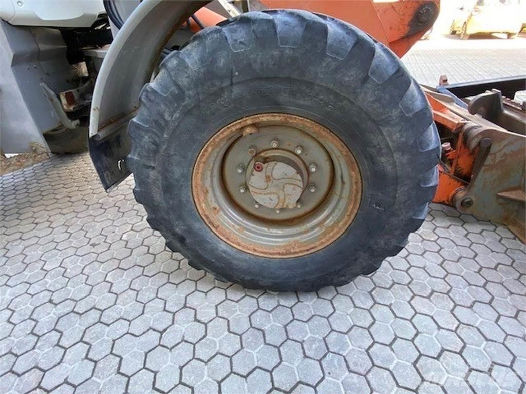 Atlas AR95 Večnamenski nakladalci