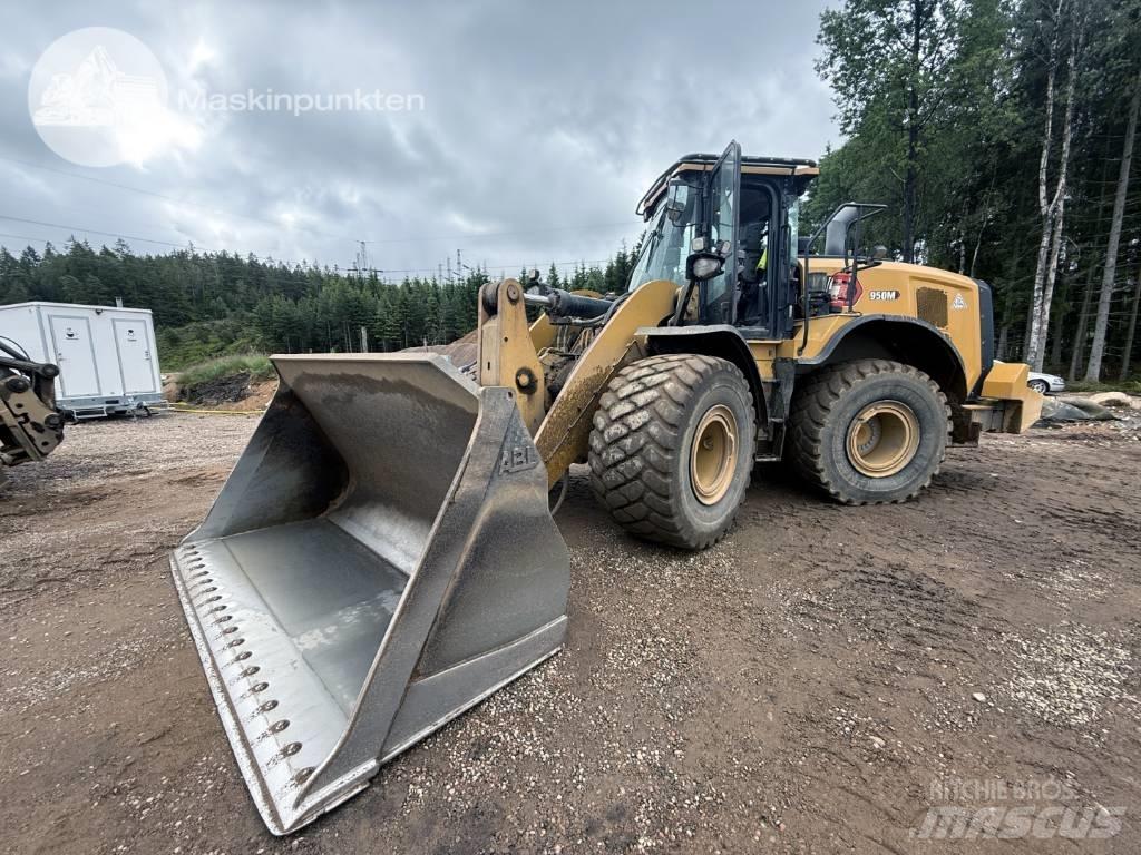 CAT 950 M Kolesni nakladalci