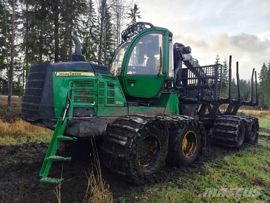 John Deere 1210 G Forwarderji