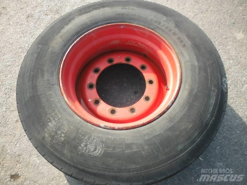 Michelin 385/65R22.5 Gume, kolesa in platišča