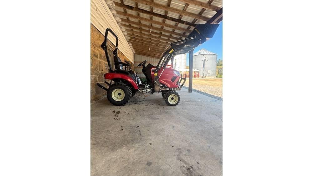 Yanmar SA223 Traktorji