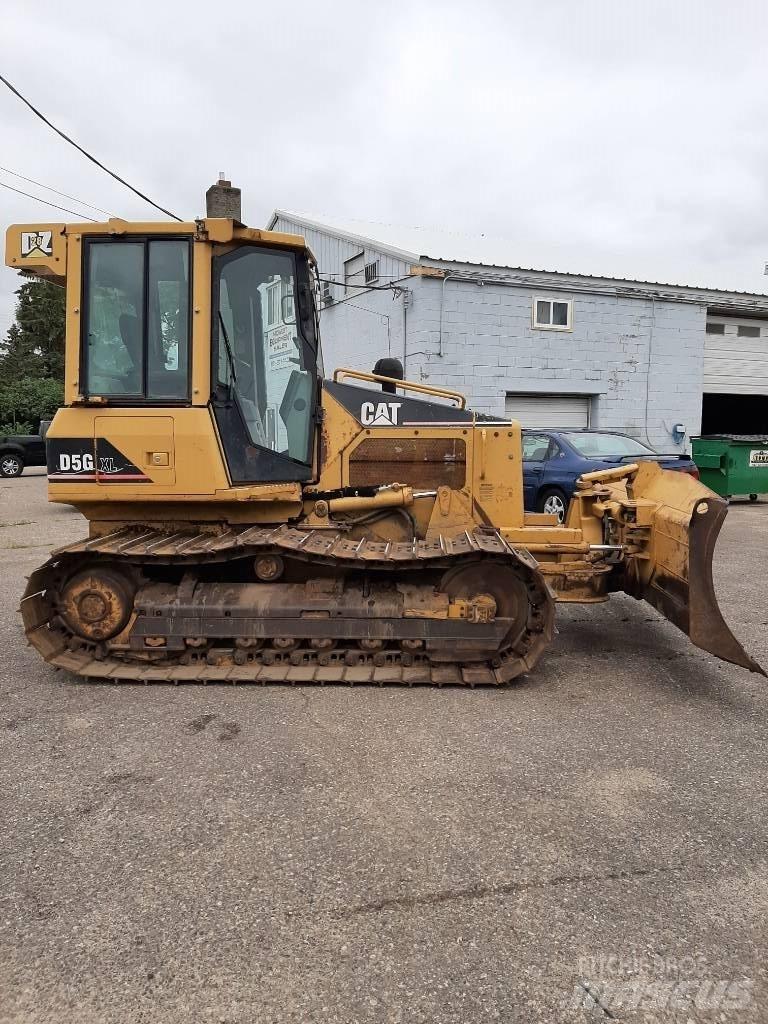 CAT D5GLGP Buldožerji goseničarji