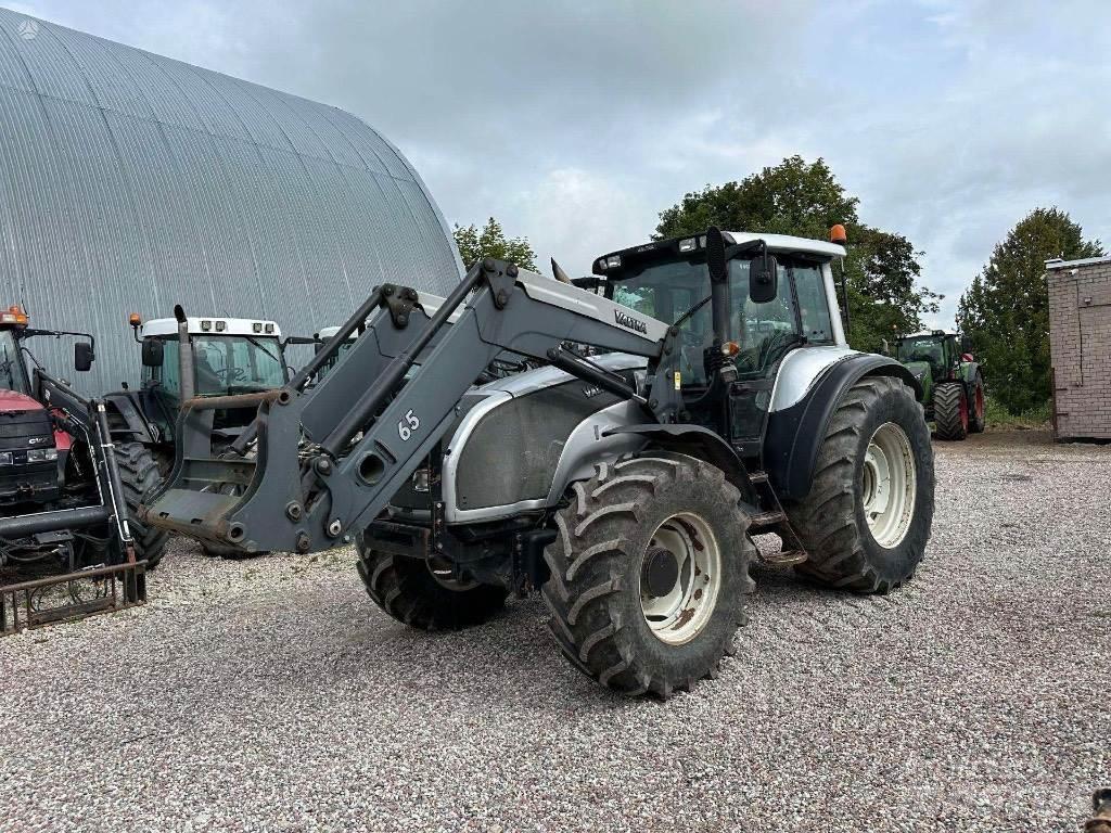 Valtra T 170 Traktorji