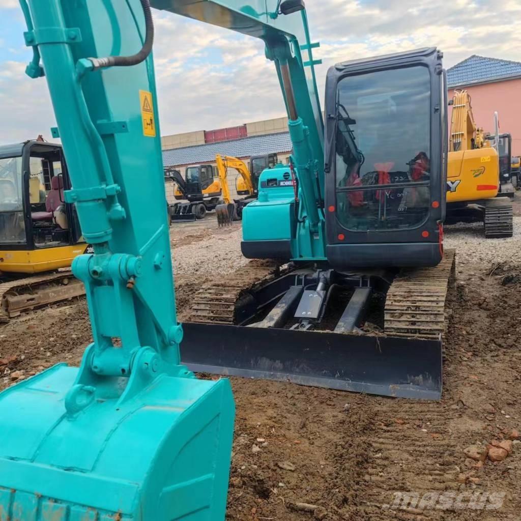 Kobelco SK 75 Bagri goseničarji