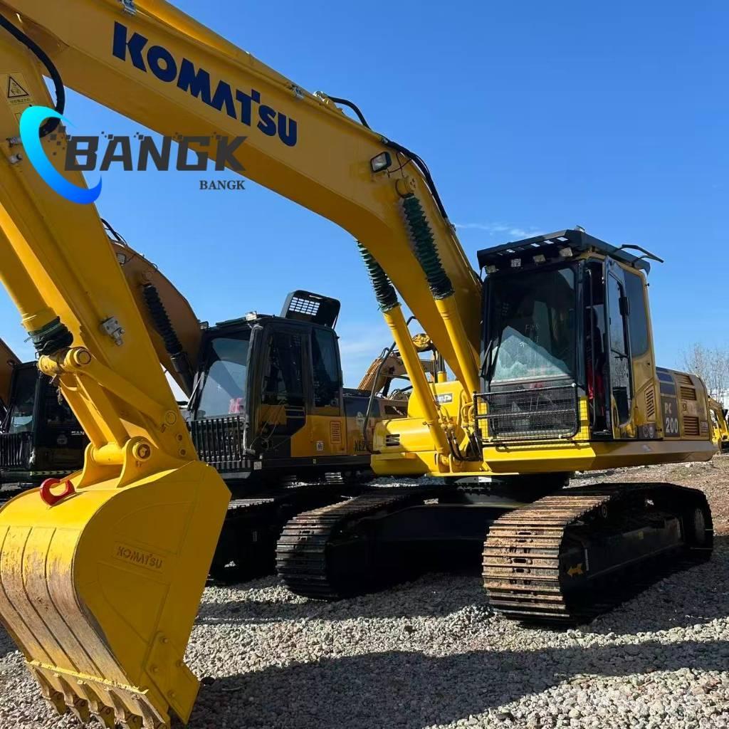 Komatsu PC 200 Bagri goseničarji