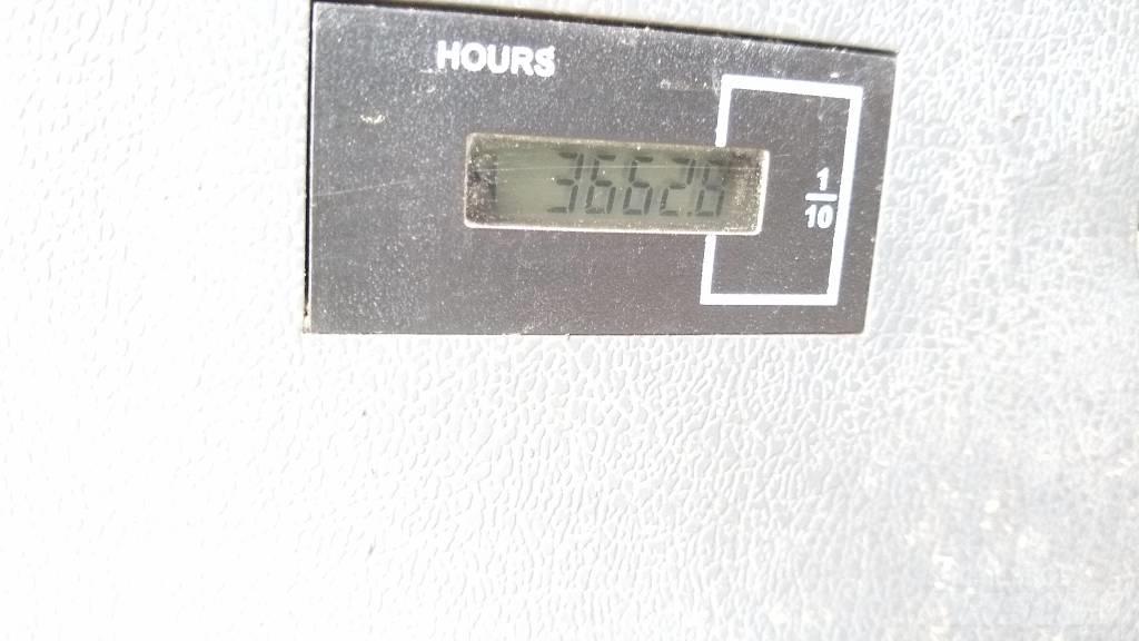 Hyundai HX 220 L Bagri goseničarji
