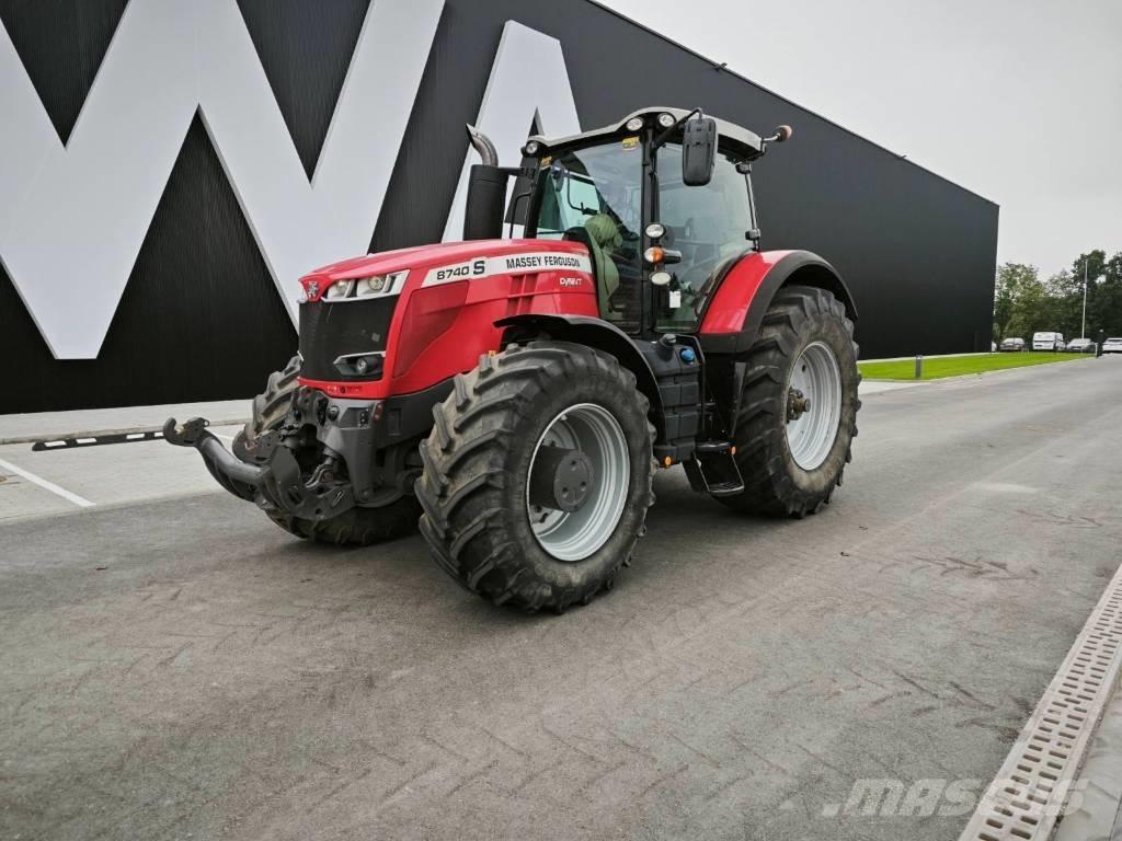 Massey Ferguson 8740 Traktorji