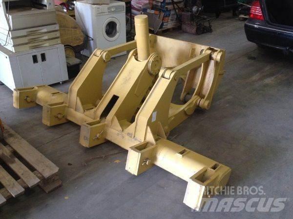 CAT 140H/160H Ripper Gradbeništvo - drugo