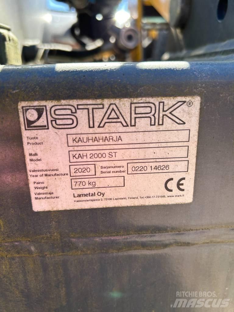 Stark KAH 2000 ST Cestni pometači