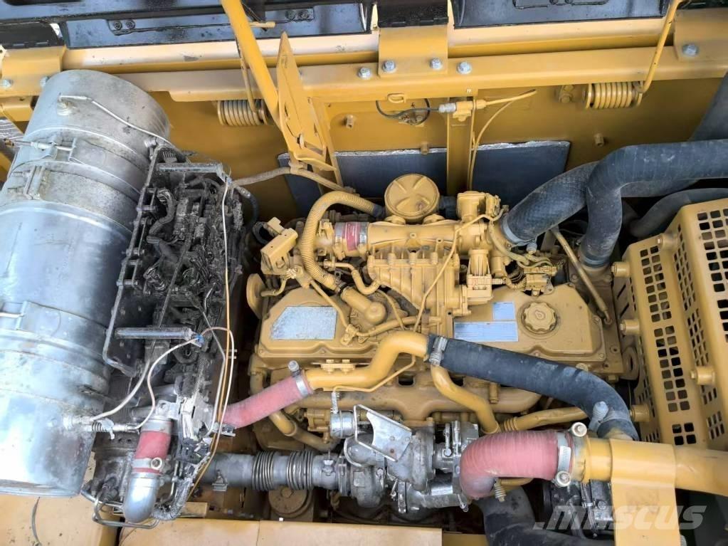 CAT 329 E Bagri goseničarji