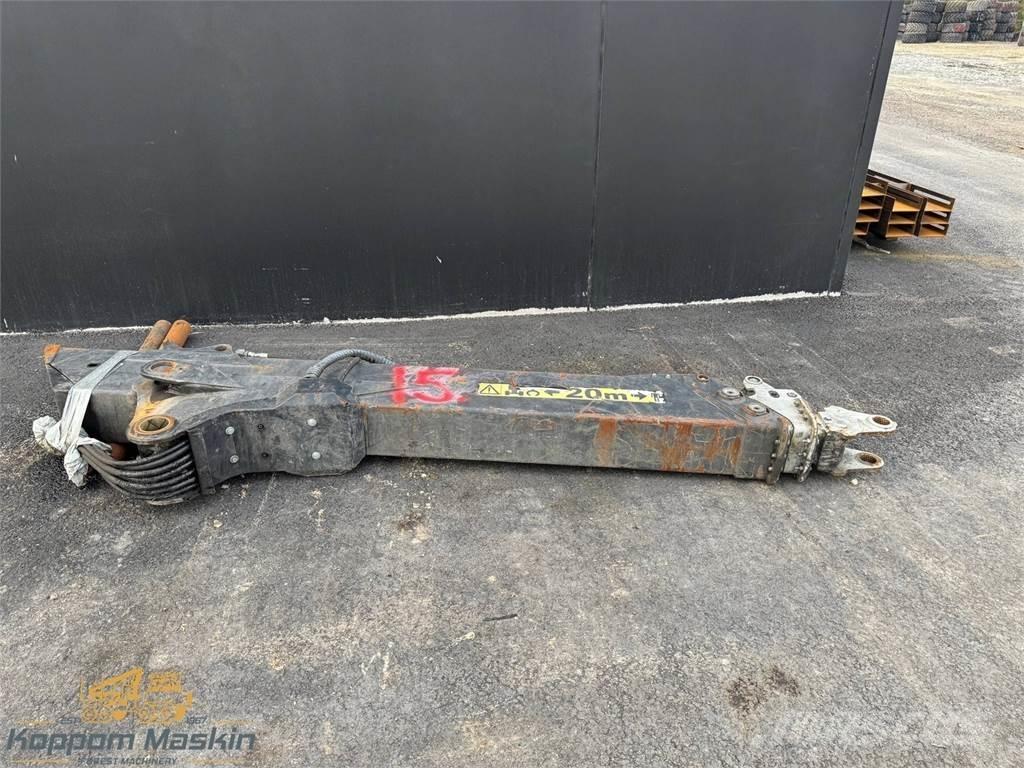 Komatsu 165F Žerjavi za debla