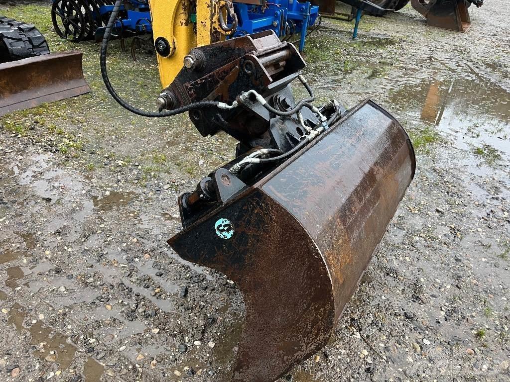 CAT 305 C Mini bagri <7t