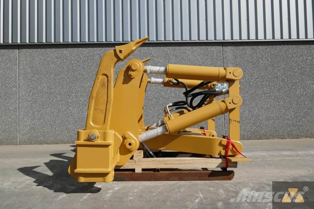 CAT D7E Ripper Drugi deli