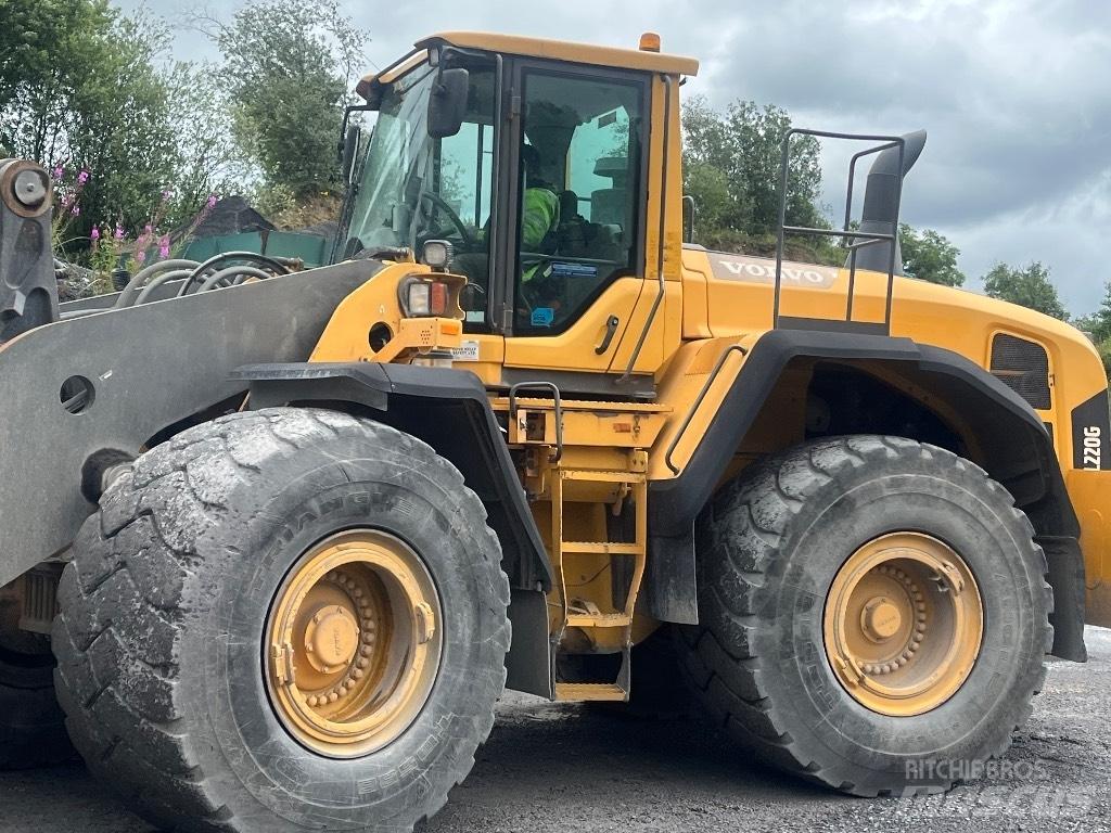 Volvo L 220 G Kolesni nakladalci