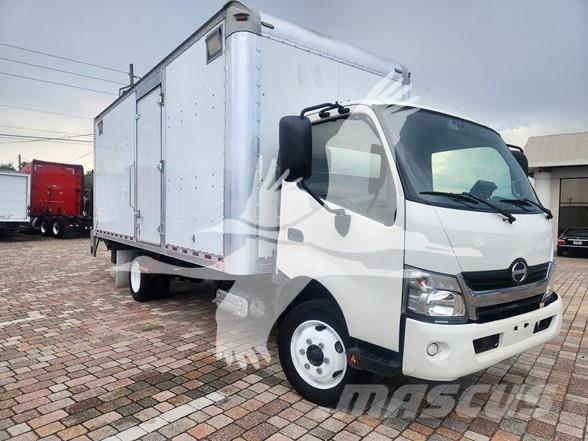 Hino 195 Tovornjaki zabojniki