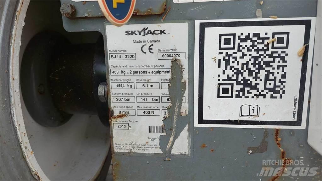 SkyJack SJIII3220 Škarjaste dvižne ploščadi