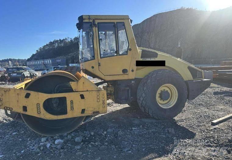 Bomag BW 213 D H-4 Enojni valjarji