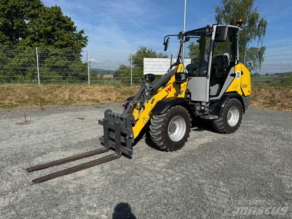 Wacker Neuson WL28 Kolesni nakladalci