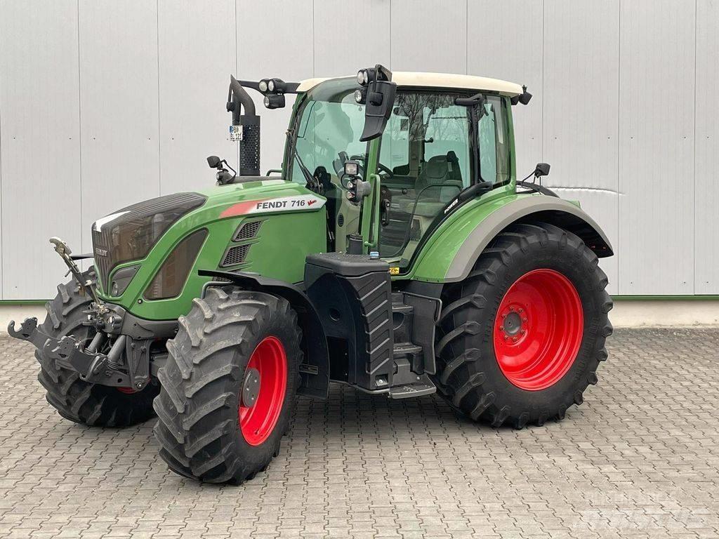 Fendt 716 Vario Traktorji