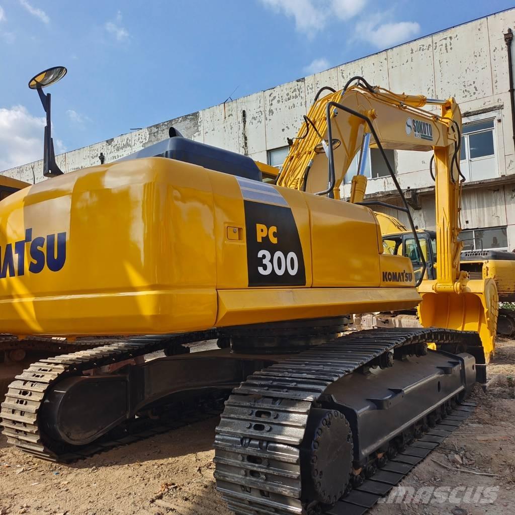 Komatsu PC 300 LC Bagri goseničarji