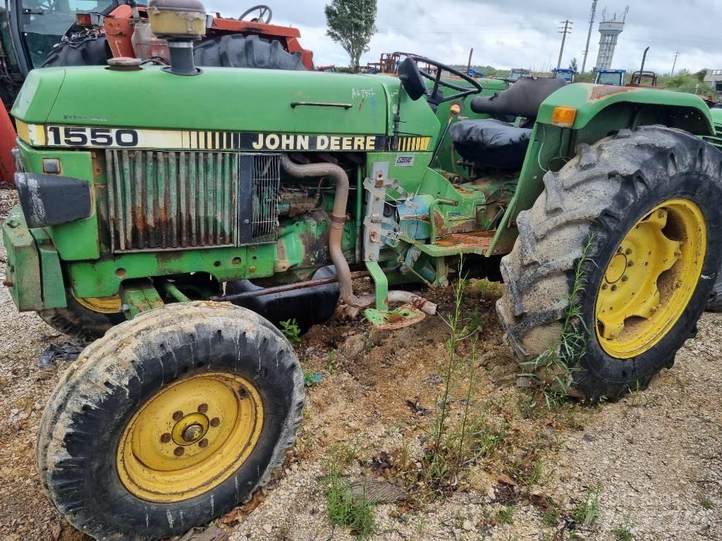 John Deere 1550 Traktorji