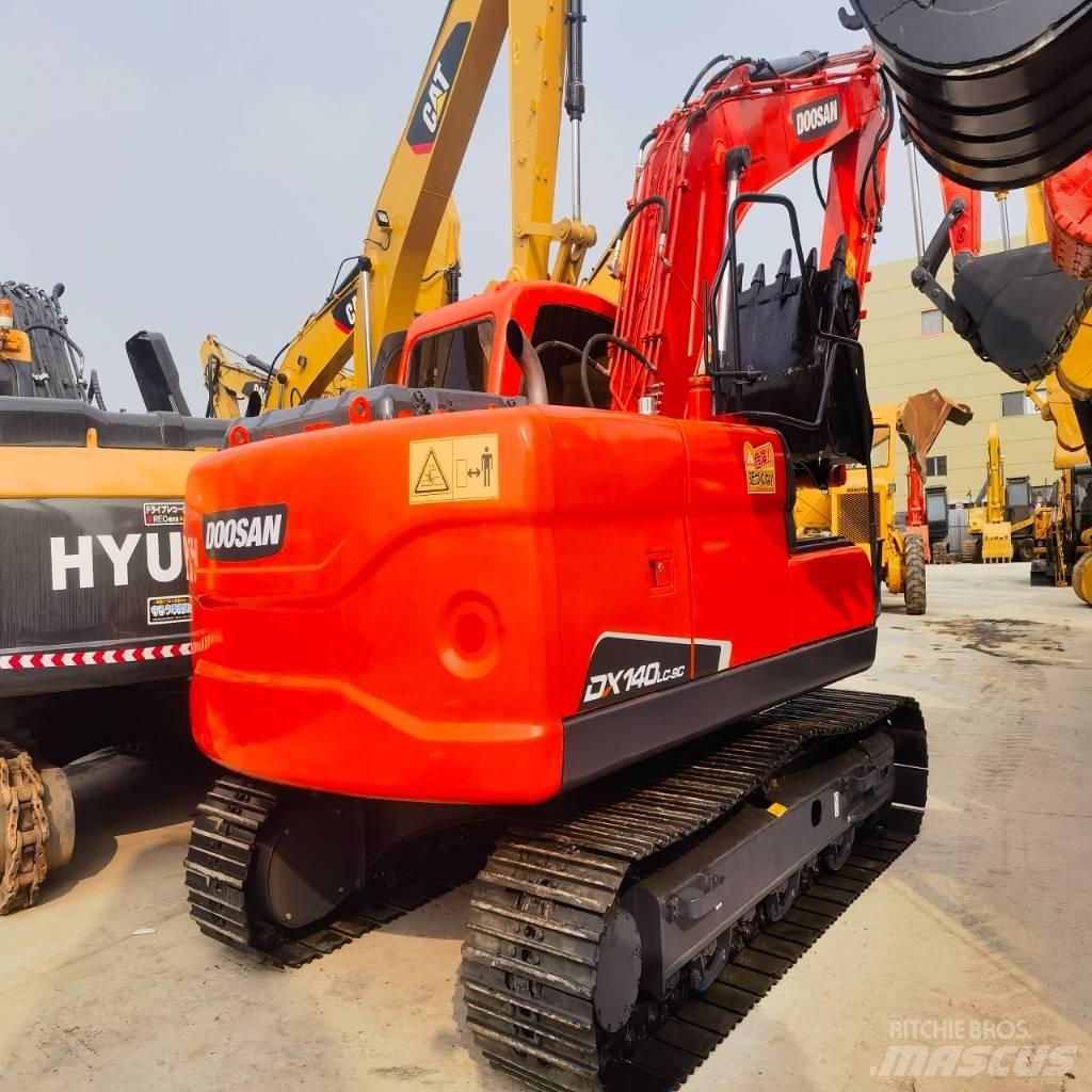 Doosan DX140LC-9C Bagri goseničarji