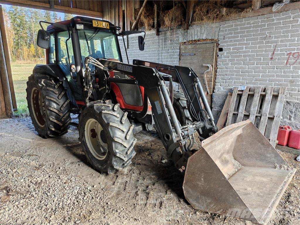 Valtra A95N Traktorji