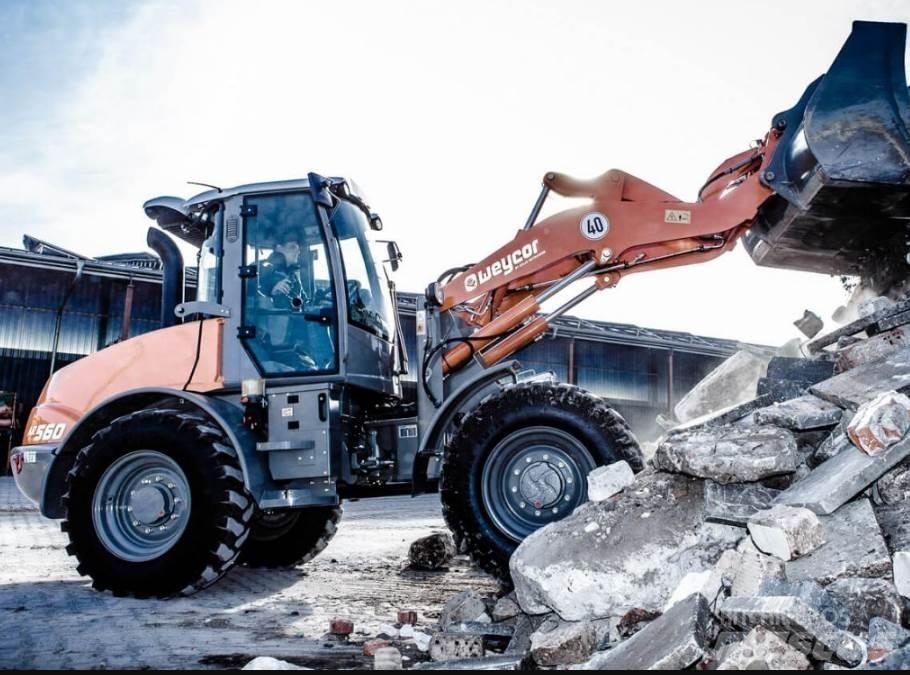 Weycor AR 560 Kolesni nakladalci