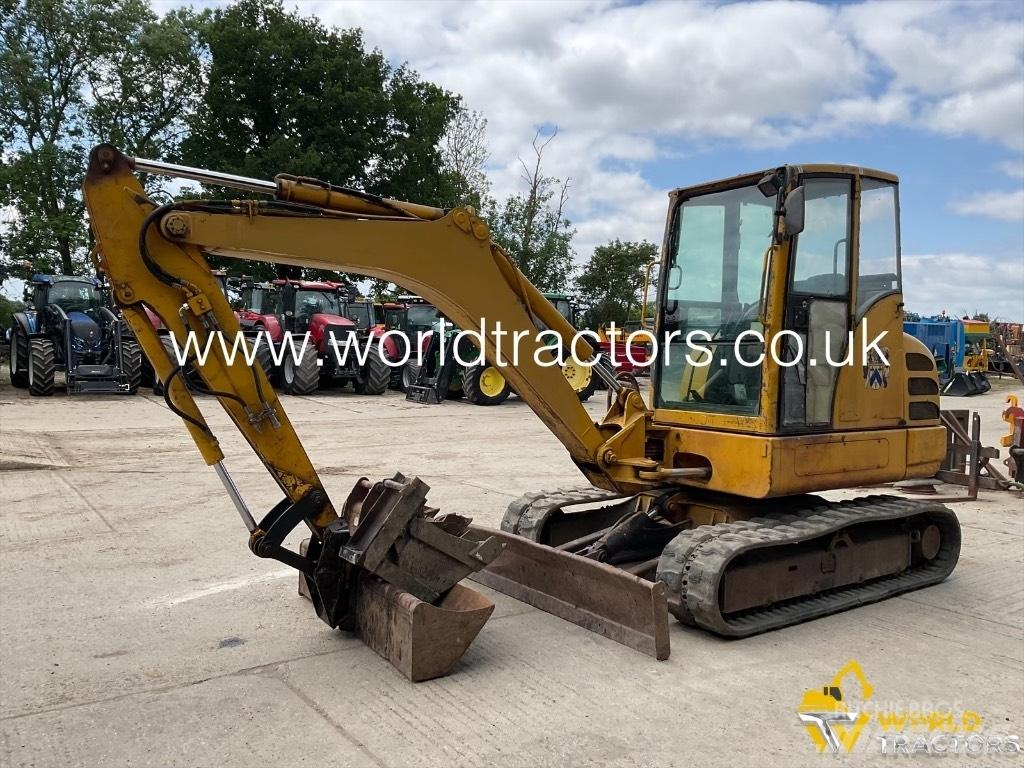 New Holland EC45 Mini bagri <7t