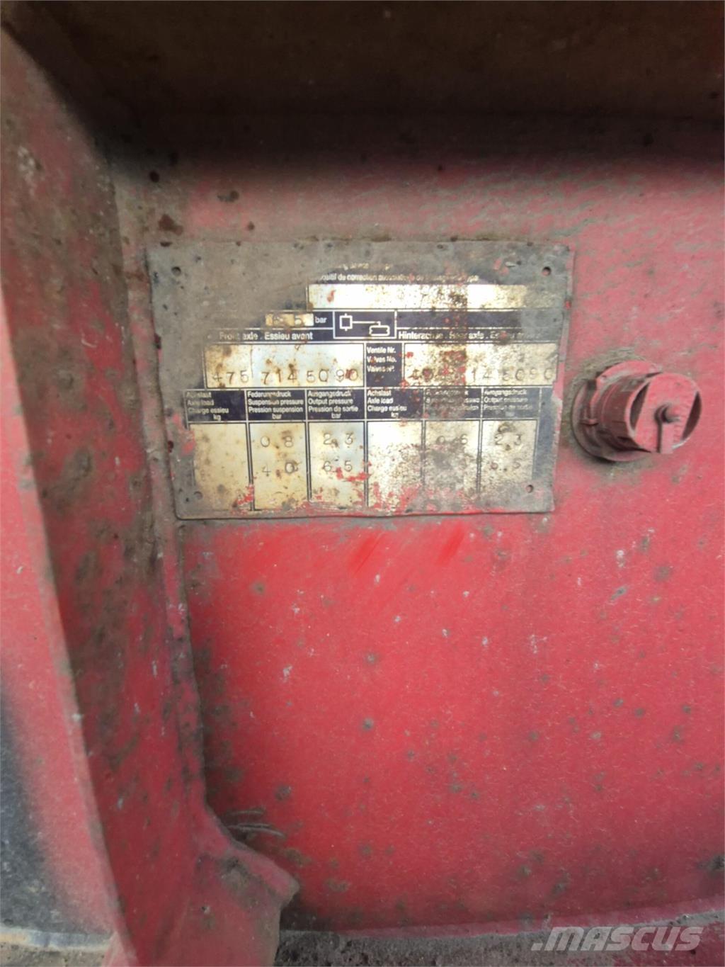 Volvo FM12 8x2 Kiper tovornjaki