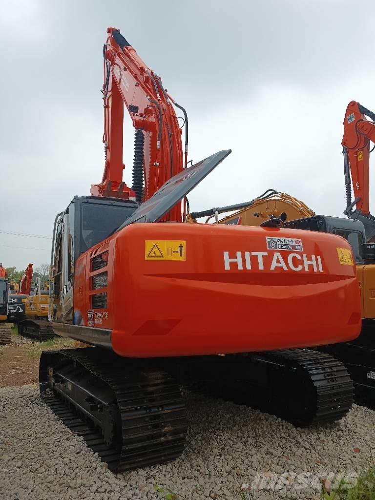 Hitachi ZX 200 Bagri goseničarji