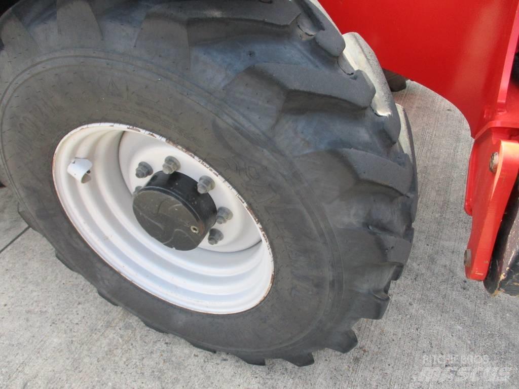 Manitou MT 1440 (869) Teleskopski viličarji
