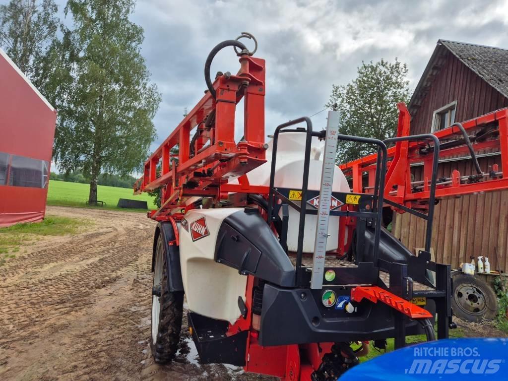 Kuhn Lexis 3000 Vlečne škropilnice