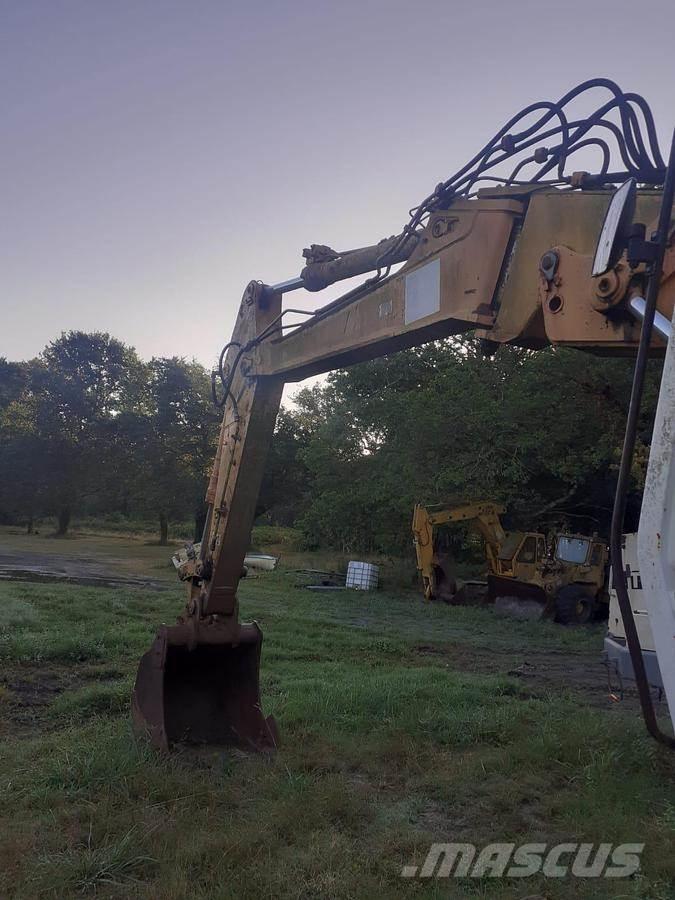 Liebherr R912 Posebni bagri