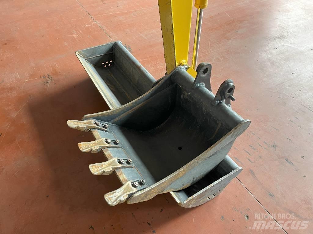 Komatsu PC 24 MR 5 Mini bagri <7t