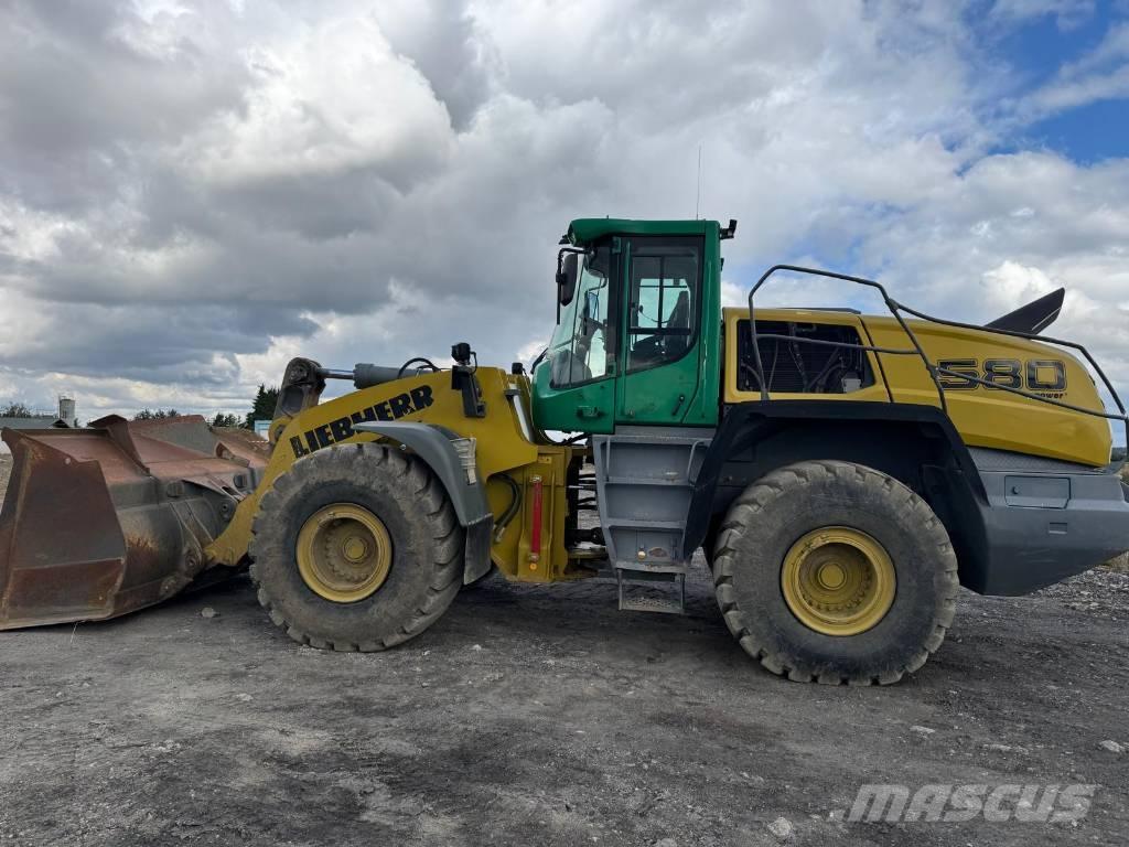 Liebherr L 580 Kolesni nakladalci