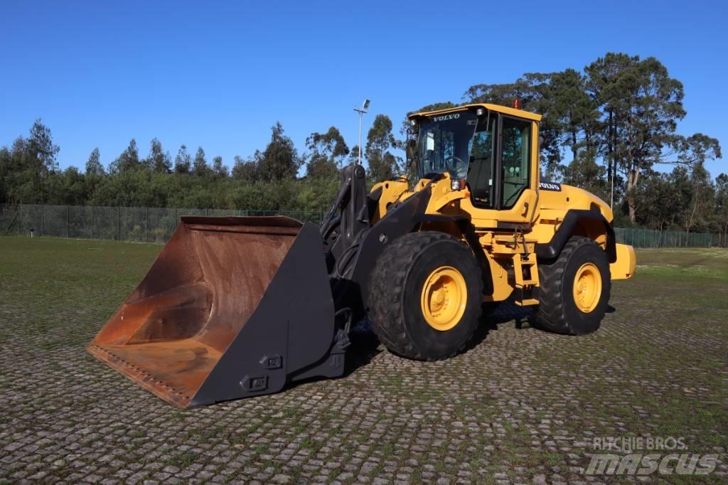 Volvo L120G Kolesni nakladalci