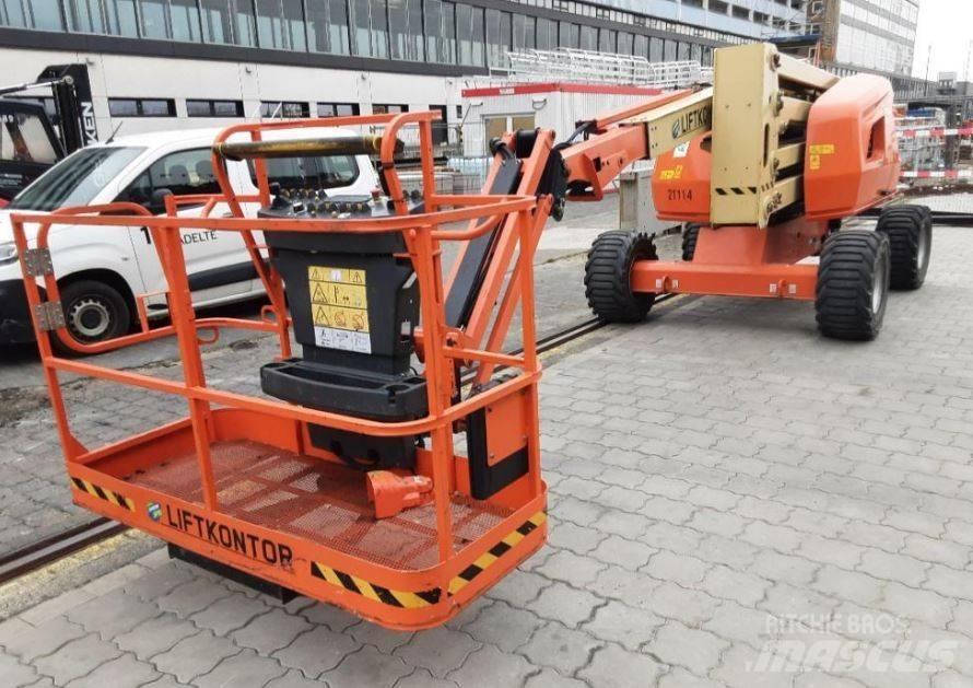 JLG 520 AJ Zglobne dvižne ploščadi