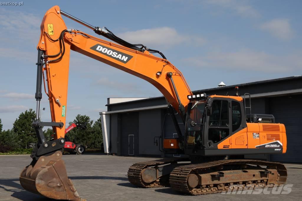 Doosan DX 225 LC-7 Bagri goseničarji