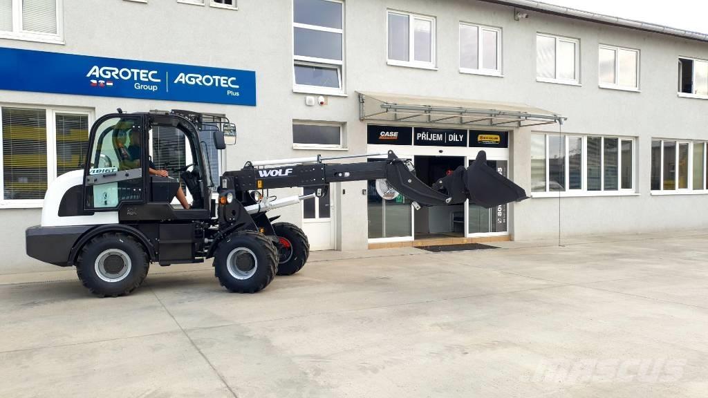 Wolf WL816T Teleskopski kolesni nakladalci