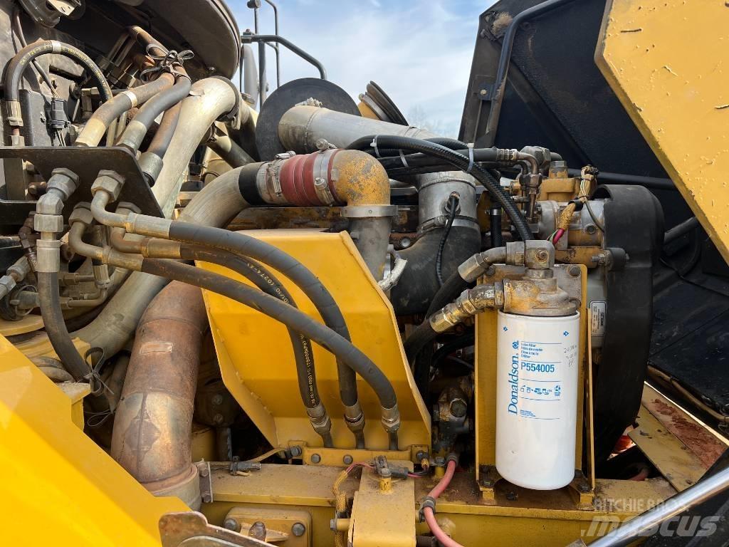 CAT 725 Zglobni demperji