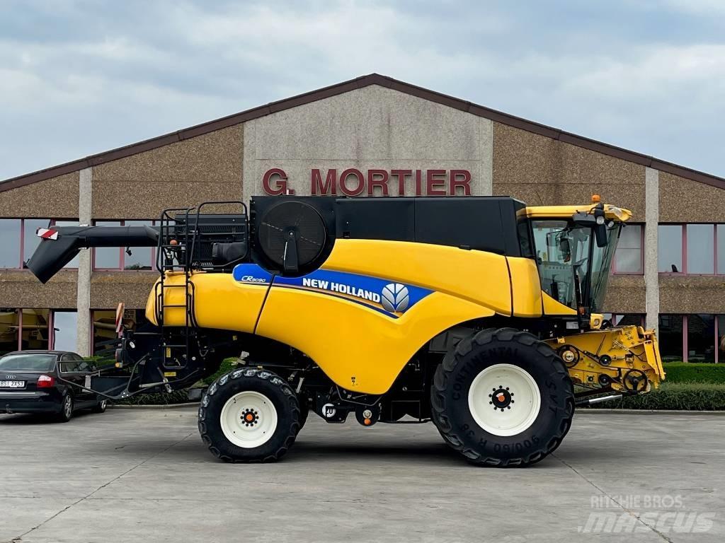 New Holland CR 9090 Kombajni