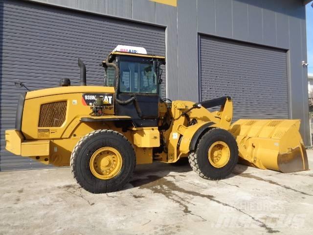 CAT 938M Kolesni nakladalci