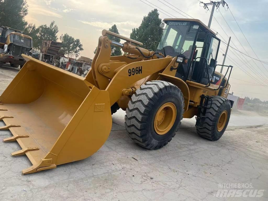 CAT 966 H St VZO Kolesni nakladalci