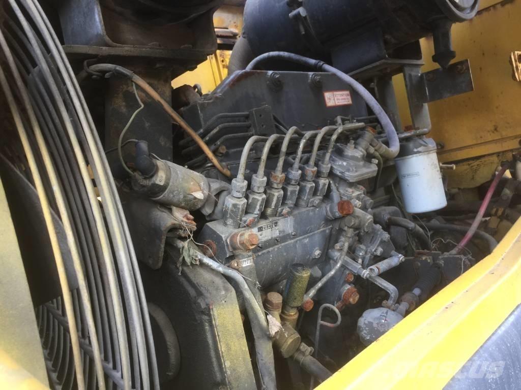 Komatsu WA 320-3 Kolesni nakladalci