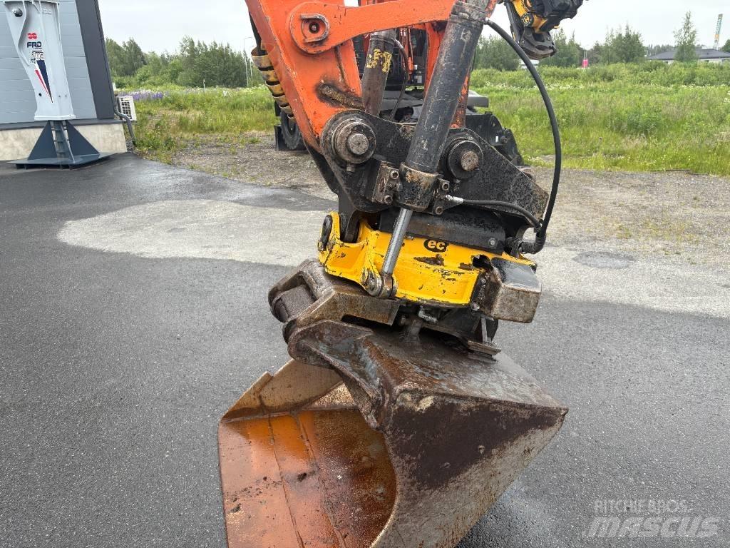 Hitachi ZX135US-3 Bagri goseničarji