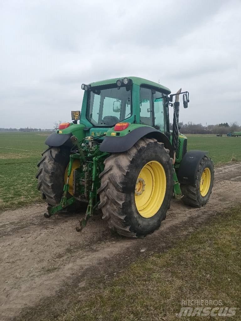 John Deere 6820 AQ Traktorji