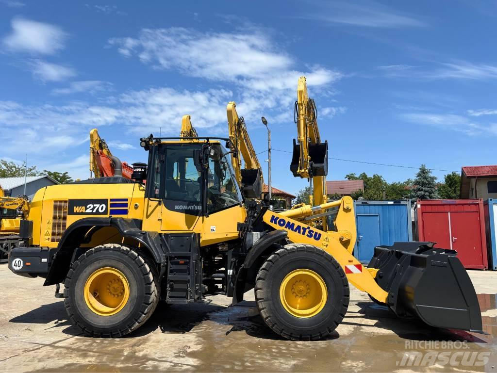 Komatsu WA270-8E0 Kolesni nakladalci