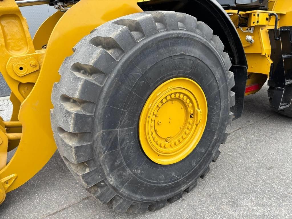 CAT 980 L Kolesni nakladalci