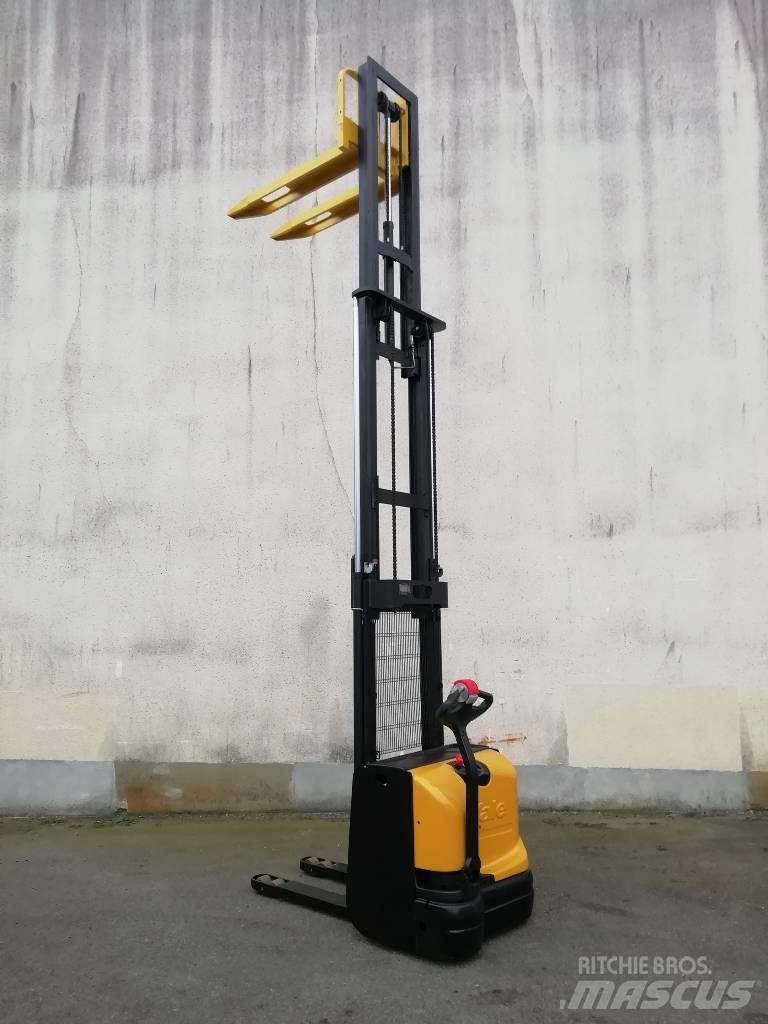 Hyster S1.4 Ročni električni viličar